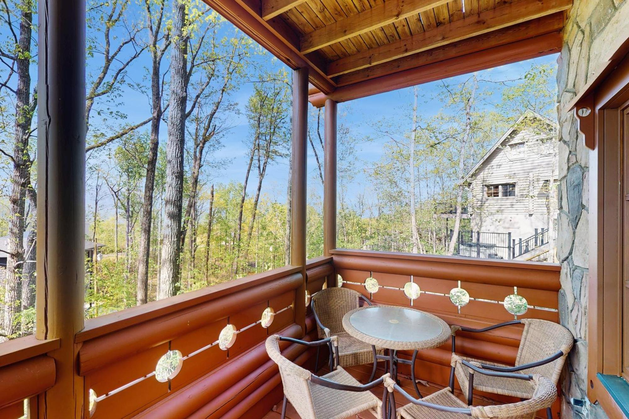 גטלינבורג Pine Cone Cabin מראה חיצוני תמונה