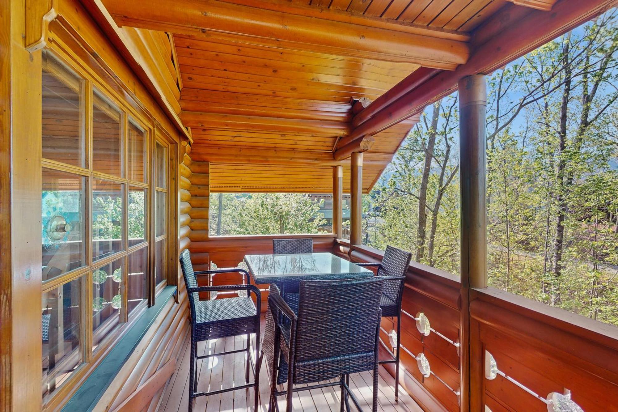 גטלינבורג Pine Cone Cabin מראה חיצוני תמונה